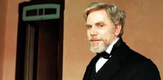 “Memórias Póstumas”, adaptação de Machado de Assis por André Klotzel