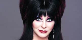 “Elvira, A Rainha das Trevas”, de James Signorelli