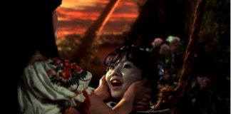 “Hausu”, de Nobuhiko Obayashi