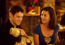 5 filmes românticos na NETFLIX que vão AQUECER o seu coração 5 filmes românticos na NETFLIX que vão AQUECER o seu coração