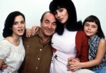 “Minha Mãe é Uma Sereia”, de Richard Benjamin “Minha Mãe é Uma Sereia”, de Richard Benjamin