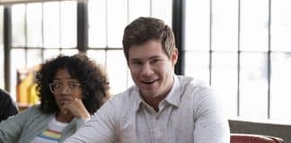 “Jexi – Um Celular Sem Filtro”, de Jon Lucas e Scott Moore, na AMAZON