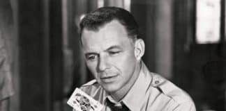 “Sob o Domínio do Mal”, de John Frankenheimer, com FRANK SINATRA