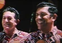 “Luar do Sertão” (1971), de Osvaldo de Oliveira, com TONICO E TINOCO “Luar do Sertão” (1971), de Osvaldo de Oliveira, com TONICO E TINOCO