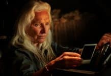 Crítica de “O Massacre da Serra Elétrica: O Retorno de Leatherface”, de David B. Garcia, na NETFLIX Crítica de “O Massacre da Serra Elétrica: O Retorno de Leatherface”, de David B. Garcia, na NETFLIX