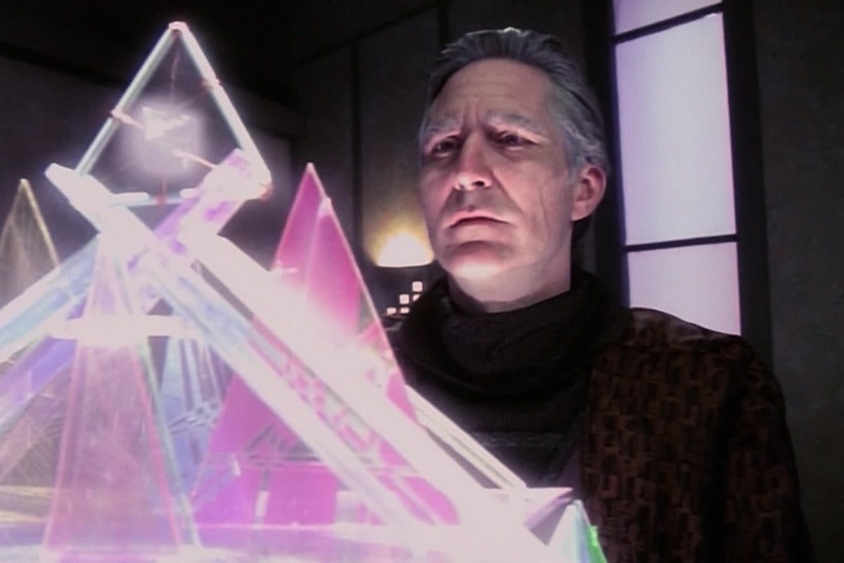 devotudoaocinema.com.br - Os MELHORES epis&oacute;dios da fascinante s&eacute;rie "BABYLON 5"