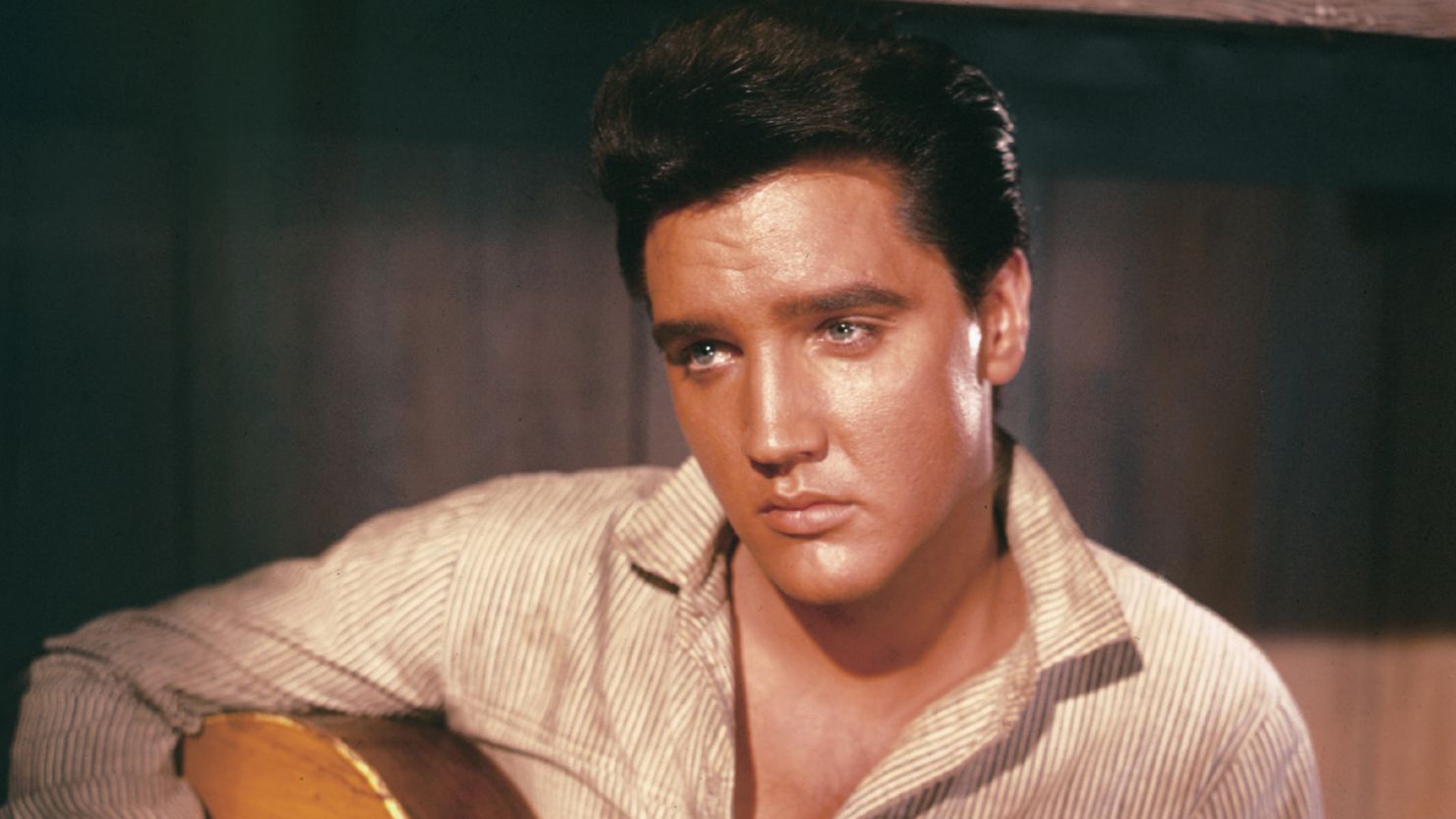 devotudoaocinema.com.br - Textos sobre filmes com ELVIS PRESLEY