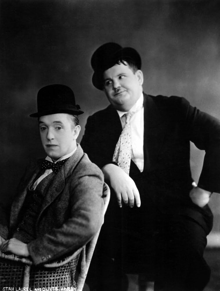 devotudoaocinema.com.br - 6 excelentes curtas da dupla STAN LAUREL e OLIVER HARDY