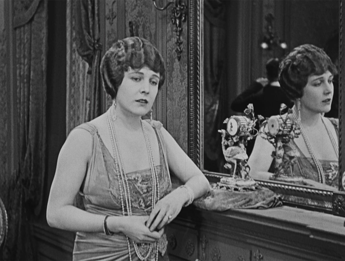 devotudoaocinema.com.br - "Casamento ou Luxo", de Charles Chaplin